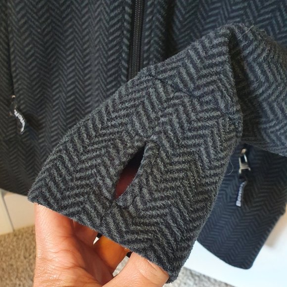 Bench - zip up high neck fleece jacket with sleeve logo (size S) - Picture 5 of 8